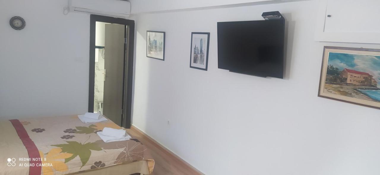 Apartments Erakovic Нікшич Екстер'єр фото